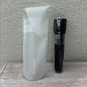$10 🌙 Mary Kay Mineral Powder‎ Foundation Brush - New in Pouch